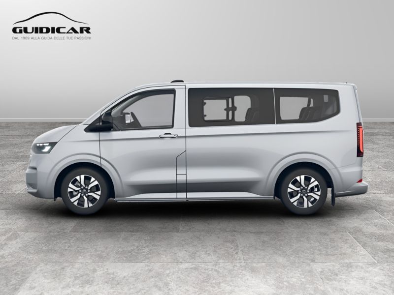 GuidiCar - VOLKSWAGEN INDUSTRIALI Caravelle 1 e-Caravelle Life Elettrico 160 kW post auto L1 Nuovo